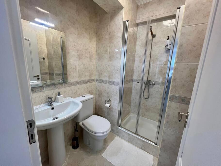 Luxury Modern Beach Apartment Quarteira Ngoại thất bức ảnh