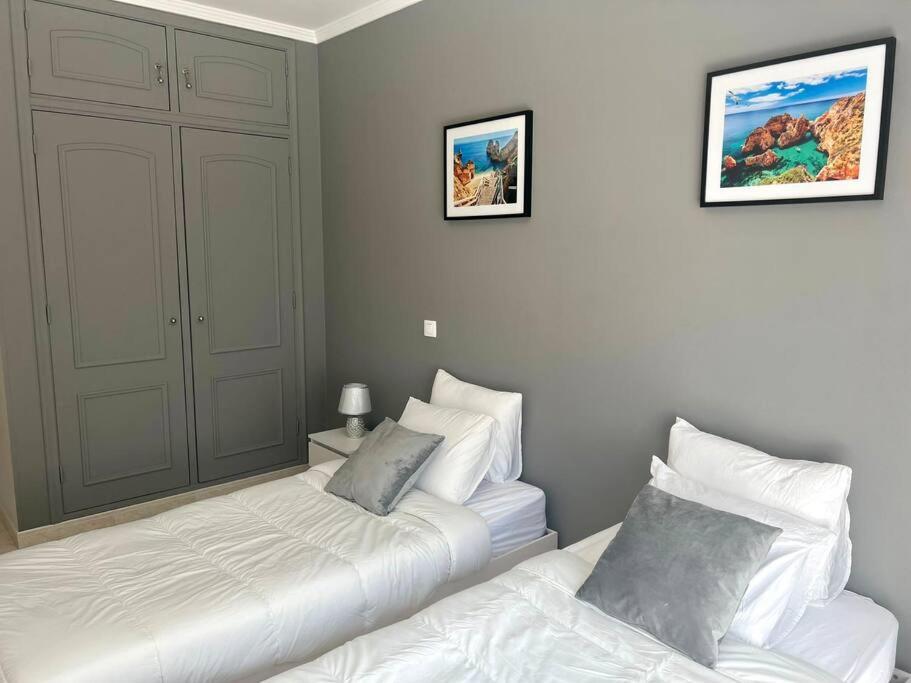 Luxury Modern Beach Apartment Quarteira Ngoại thất bức ảnh