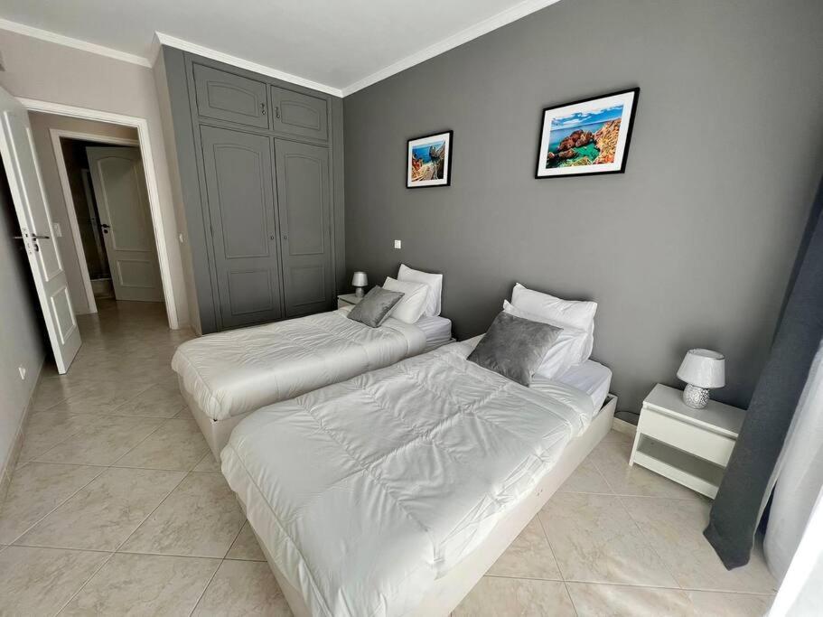 Luxury Modern Beach Apartment Quarteira Ngoại thất bức ảnh